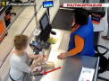 Femeia care a pus mana pe o tableta straina a fost gasita. Gadgetul furat l-a daruit fiului