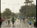 Competitie pe 6 picioare in Peru! stapanii dar si animalele au alergat cat i-au tinut picioarele: Show-ul a fost urmarit de sute de oameni - VIDEO