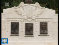 In preajma Catedralei a fost inaugurat, monumentul celor trei publicisti basarabeni Alexei Mateevici, Simeon Murafa si Andrei Hodorogea - VIDEO