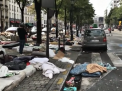 Scene apocaliptice in nordul Parisului. Mizeria lasata de imigrantii mutati cu forta de politie dintr-o tabara improvizata - VIDEO