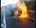 S-au trezit cu masina in flacari! Totul s-a intamplat pe o strada din comitatul Kent - VIDEO