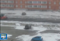 Drumurile pot fi asfaltate chiar si atunci cand sunt acoperite cu omat. A fost demonstrat in orasul Novosibirsk, din Rusia - VIDEO