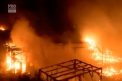 Incendiu puternic in Jungla din Calais.  Cativa imigranti ar fi dat foc corturilor si magazinelor improvizate din zona: cel putin o persoana a ajuns la spital - VIDEO