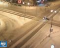 Urmarire periculoasa pe strazile orasului Krasnoiarsk. O masina a politiei de patrulare s-a izbit violent de un vehicul - VIDEO