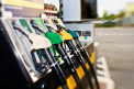 Decizie istorica luata de cei mai mari producatori de petrol din lume, sprijiniti de Rusia. Benzina se va scumpi peste noapte
