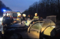 Imagini care pot afecta emotional. Ce a mai ramas din cele doua masini care s-au ciocnit violent pe soseaua Chisinau - Leuseni: 2 persoane au murit pe loc, altele 7, la spital - VIDEO