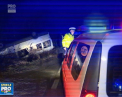 Un microbuz plin cu pasageri s-a rasturnat in judetul Calarasi, Romania: 22 de persoane au avut nevoie de ingrijirea medicilor - VIDEO
