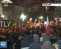 A fost haos aseara la Varsovia. Mii de manifestanti au incercuit sediul Parlamentului, fiind nemultumiti de limitarea accesului presei la sedintele Legislativului - VIDEO
