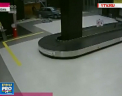 A ajuns cu masina in aeroport. Un barbat din Rusia a intrat cu automobilul in sala de asteptare, dupa ce a spart un perete din sticla - VIDEO
