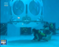 Cina sub apa! Un restaurant inedit, in interiorul unei piscine, si-a deschis usile in capitala Belgie. Cum ajungi acolo - VIDEO