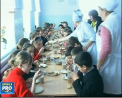 Parintii vor ca autoritatile sa faca inspectii la combinatele responsabile de alimentatia copiilor: Seful directiei sanatate ar fi primit o solicitare - VIDEO