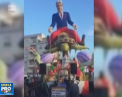Panica la un carnaval din Italia. O figura instalata pe un stand, care defila pe strazi, s-a prabusit peste multime - VIDEO