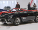 Expozitia de masini clasice la Londra. Acolo puteti gasi un Mercedes estimat la un milion si jumatate de euro sau 21 dintre cele mai valoroase modele de Ferrari din istorie - VIDEO
