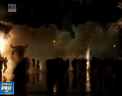 Distractie nebuna intr-un oras din Mexic. Sute de oameni au dansat printre focuri de artificii in cadrul unui festival - VIDEO