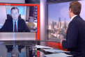 Moment plin de haz in timpul unui interviu transmis la BBC. In timp ce un analist politic vorbea, mai multi copii au aparut in direct - VIDEO