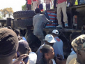 Accident grav in Haiti. Un barbat a intrat cu autobuzul pe care il conducea intr-un grup de muzicanti care mergeau pe strada - VIDEO