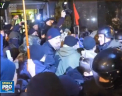 Kievul s-a transformat pentru cateva ore intr-un camp de lupta: protest cu sticle incendiare si petarde - VIDEO