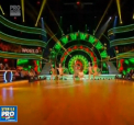 Dansuri pline de culoare si energie au fost aduse pe scena de la Uite Cine Danseaza. Perechile ramase in concurs au prezentat coregrafii de dans grecesc, indian, arabesc sau rusesc - VIDEO
