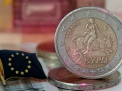 O noua tragedie greaca in Europa. Motivul pentru care grecii retrag din banci miliarde de euro
