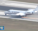 Un avion de mici dimensiuni a aterizat pe un aeroport din Florida fara o roata - VIDEO