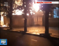 Flacarile le-au distrus casa, iar acum cele trei familii nu au unde locui. Incendiu urias la Soroca - VIDEO 