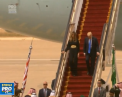 Donald Trump a inceput primul sau turneu international. Impreuna cu sotia sa, presedintele american a ajuns astazi la Riad, unde a fost intampinat de catre regele Salman - VIDEO
