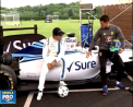 Unul dintre cei mai buni fotbalisti ai momentului s-a apucat de Formula 1, in timp ce un pilot cu renume mondial si-a demonstrat talentul la fotbal - VIDEO