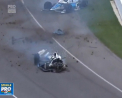 Accident horror, la o cursa din Statele Unite. Un pilot a scapat cu viata ca prin minune, iar bolidul sau a fost distrus - VIDEO