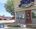 O patiserie din Denver livreaza gogosi... cu drona. Singurii care se bucura de acest serviciu sunt politistii, pompierii si angajatii primariei - VIDEO