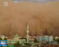 Furtuna de nisip spectaculoasa in capitala Sudanului. Localnicii au filmat uriasul nor de nisip rosu, inaintand lent si cuprinzand orasul - VIDEO
