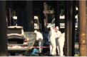 Patru membri ai familiei individului, care a intrat ieri cu masina intr-un vehicul al politiei la Paris au fost retinuti - VIDEO