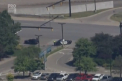 Politistii americani dintr-un oras din Michigan au fost aseara in alerta, dupa ce un coleg de-al lor a fost injunghiat pe un aeroport - VIDEO