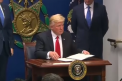 Prima victorie a lui Donald Trump impotriva imigrantilor. Curtea Suprema din SUA a decis sa puna in aplicare ordinul privind interdictia de calatorie in SUA pentru cetatenii din sase tari - VIDEO