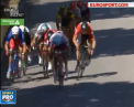 Scandal la Turul Frantei. Ciclistul slovac Peter Sagan a fost descalificat dupa ce si-a lovit cu cotul un adversar, la sprintul final - VIDEO