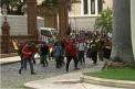 Ziua Independentei Venezuelei, marcata de ciocniri violente: mai multi tinerii inarmati cu bate, i-au luat la bataie pe cativa parlamentari - VIDEO