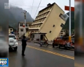 Inundatiile fac prapad in unele regiuni din China. In Tibet, o cladire cu cinci etaje s-a prabusit intr-un rau - VIDEO