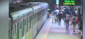 Prinsa in usile de metrou si tarata cativa metri. Cosmarul prin care a trecut o femeie din Belarus, in capitala Italiei. Incidentul, surprins de camerele de supraveghere - VIDEO