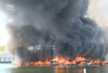 20 de barci au fost facute scrum, in urma unui incendiu puternic izbucnit intr-un port din Texas - VIDEO