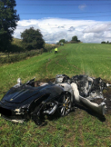 A dat 260.000 de lire pe un Ferrari, iar dupa numai o ora l-a facut praf pe autostrada - GALERIE FOTO
