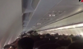 "Va rugam..." Stewardesele romance n-au stiut cum sa reactioneze cand au vazut ce se intampla in zborul Craiova - Bergamo, in timp ce avionul era in aer