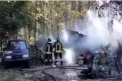 In Italia au fost arestati 15 voluntari ai unei brigazi de pompieri: sunt suspectati ca dadeau foc la vegetatie, ca mai apoi tot ei sa fie chemati sa stinga flacarile si sa fie remunerati - VIDEO
