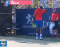 Faza amuzanta la turneul de la Quebec. Un tenisman australian l-a confundat pe arbitrul de linie cu un copil de mingi si a aruncat un prosop spre el - VIDEO
