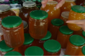 Cel mai dulce targ are loc in aceste zile in capitala. In scuarul Teatrului de opera si balet a curs cu miere..., multa miere, iar cei prezenti au putut cumpara tot felul de produse - VIDEO