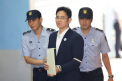 Mostenitorul Samsung, Lee Jae-Yong, condamnat la 5 ani de inchisoare pentru coruptie - FOTO
