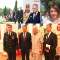 Au depus flori la monumente, au impartit distinctii, au facut promisiuni si chiar au mers prin sate. Cum a fost sarbatorita Ziua Independentei de catre politicienii si demnitarii de la noi - VIDEO