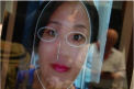 O companie din Japonia a venit la Targul de Tehnologie de la Berlin pentru a-si prezenta cea mai noua inventie: o lampa inteligenta, care poate fi controlata cu vocea - VIDEO