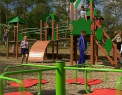 S-au mobilizat ca sa-si faca satul frumos. Satenii din Chiscareni au construit un parc cu banci, felinare, pavaj curat, teren de joaca, camere de supraveghere si wi-fi - VIDEO