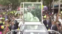 Papa Francisc s-a ales cu doua vanatai. S-a lovit cu capul de vehiculul care-l transporta la Cartahena