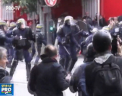 A fost haos la Paris. Sute de mii de oameni au iesit in strada, nemultumiti de noile reforme privind piata muncii, sustinute de Emanuel Macron - VIDEO