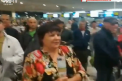 Aproape o suta de mii de pasageri stau blocati pe aeroporturile din Rusia, dar si din alte tari, dupa ce o companie aeriana ruseasca a anuntat ca nu mai poate functiona din cauza problemelor financiare: "Este un cosmar" - VIDEO